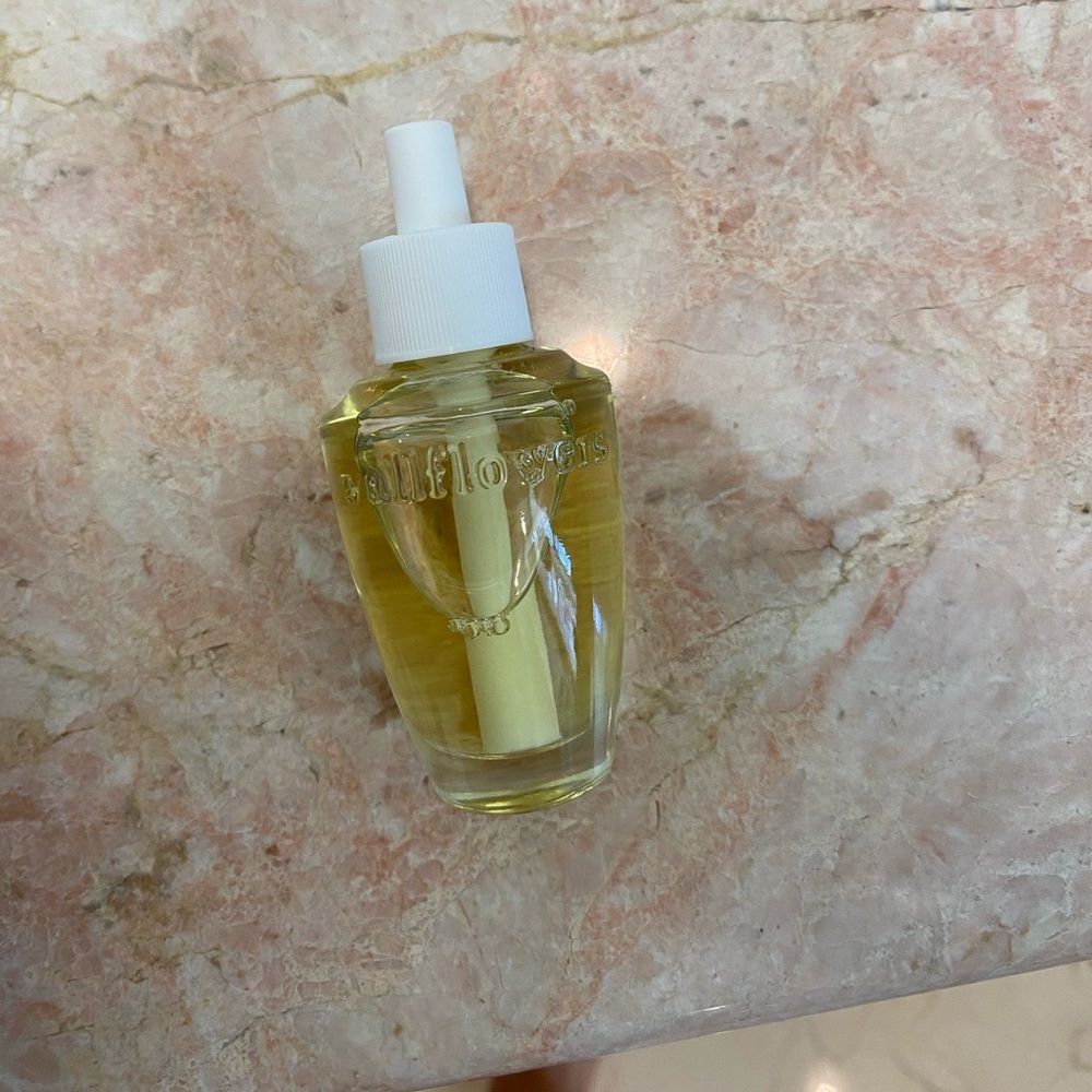 bath and body works wall flower